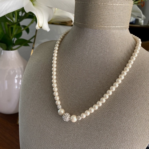 Carolee | Jewelry | Carolee Pearl 